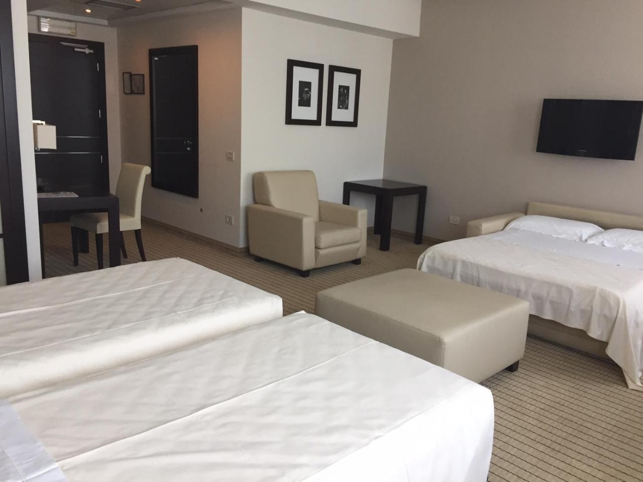 Hotel & Residence Villa Bartolomea מראה חיצוני תמונה